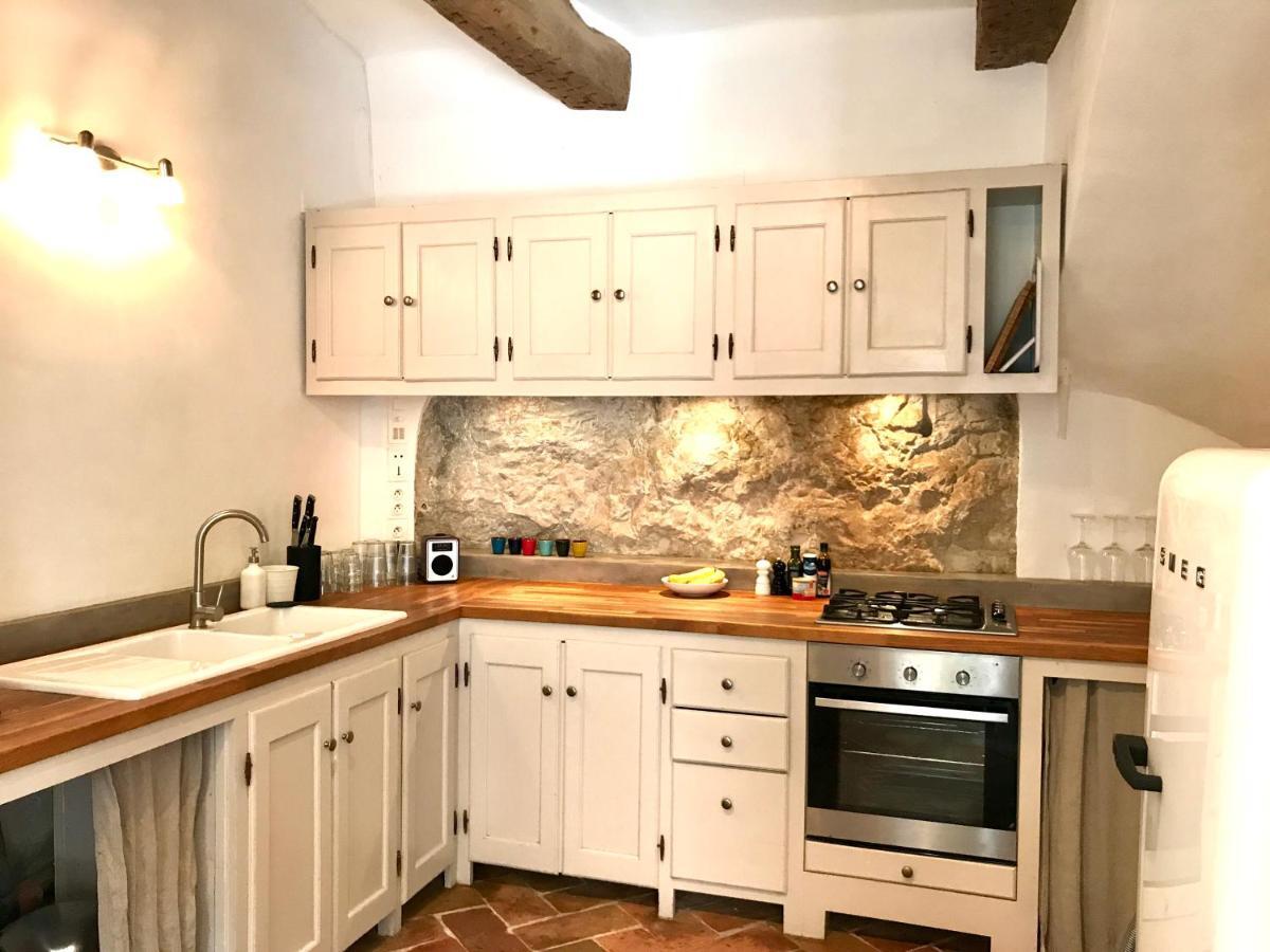 La Bonbonniere - Townhouse Saint-Saturnin-lès-Apt Exterior photo